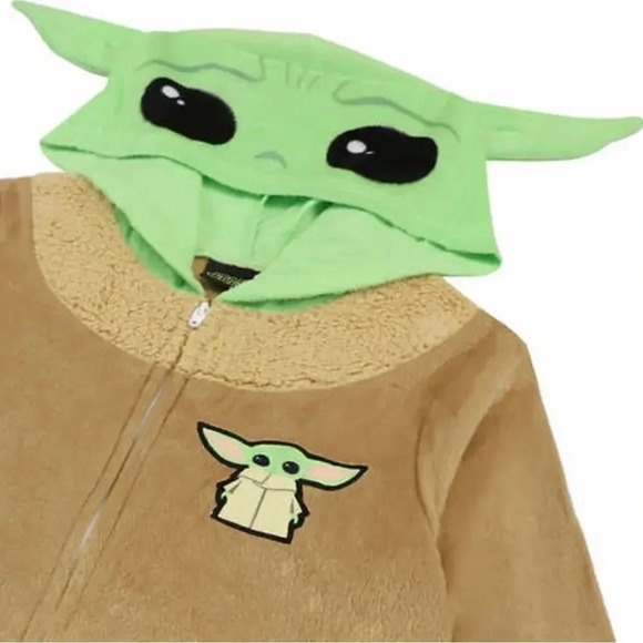 StarâWarsâKids' HoodedâBlanket Sleeper Size 4 6 Mandalorian One Piece Sleeper - Picture 3 of 6